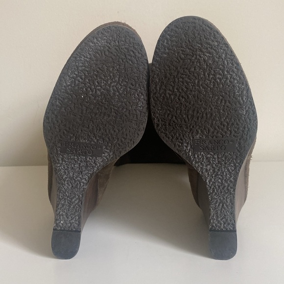 Franco Sarto Wedge Knee High Suede Boots Size 7 Moss Green Brown Full Side Zip - Picture 10 of 16